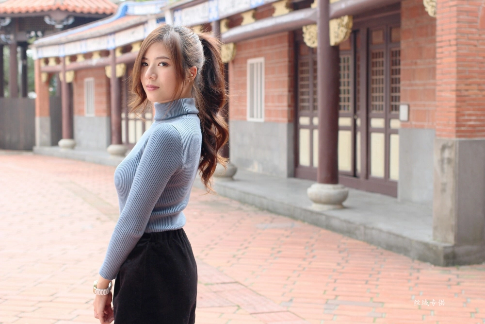 Her elegance shines through that's Yuima Hou power