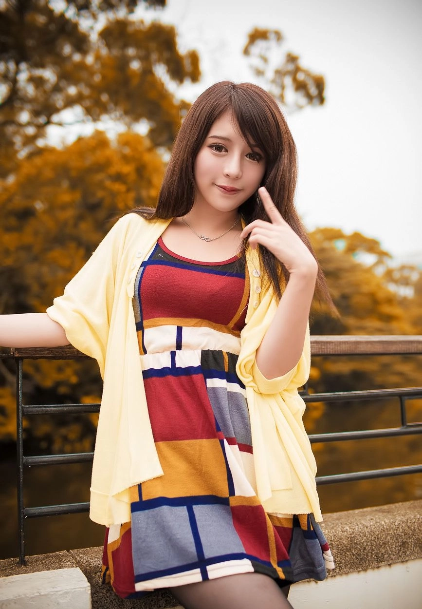 Mesmerizing smile from the goddess Zhang Qijun