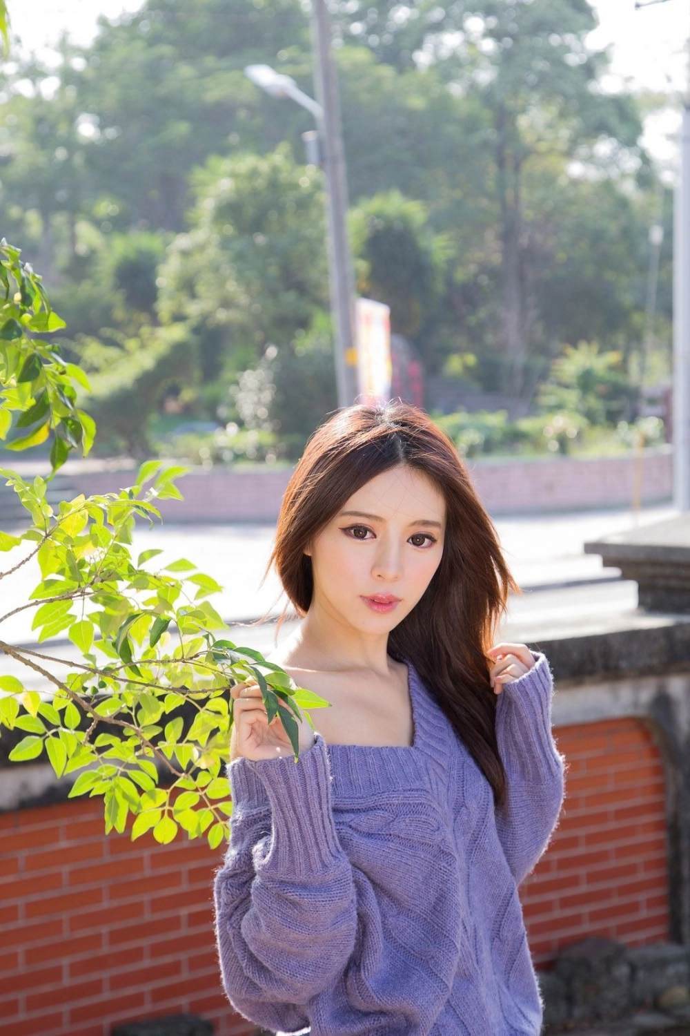 Catching the best moments of charming Zhang Qijun